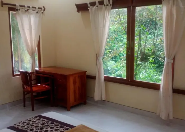 Casa de hóspedes Pragifani House Kutuh